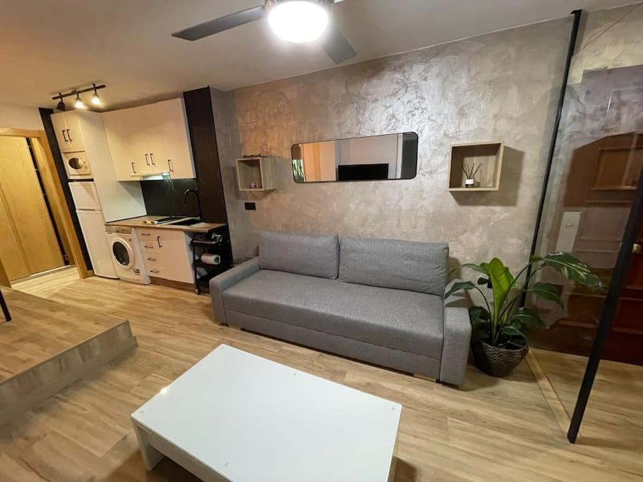 شقة Encantador Apartamento En Pleno Centro خاين المظهر الخارجي الصورة